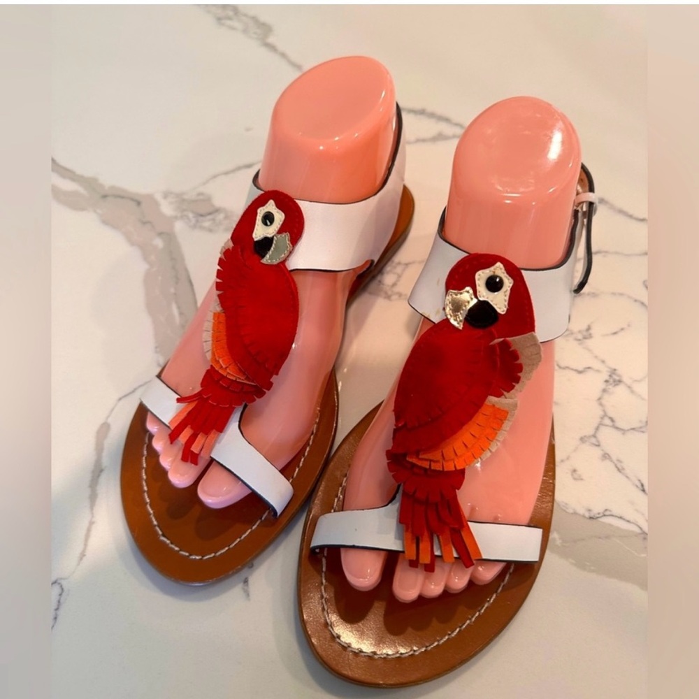 KATE SPADE NEW YORK Charlie Parrot Flat Sandals EUC size 7M